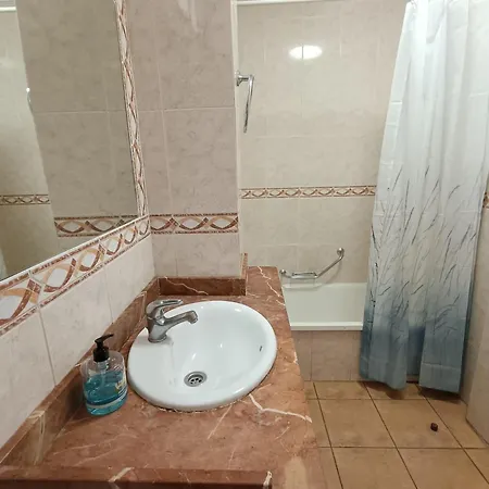 Americas Pk Apartment *